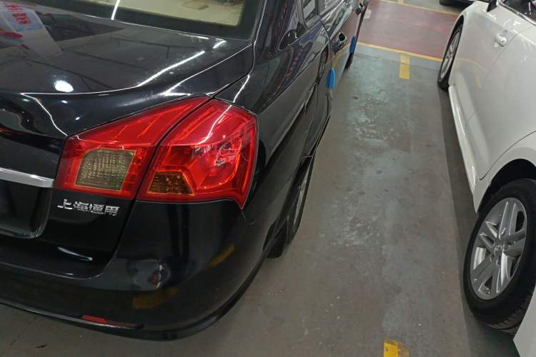 Used Buick Excelle 2013 1.5L Automatic Classic Model
