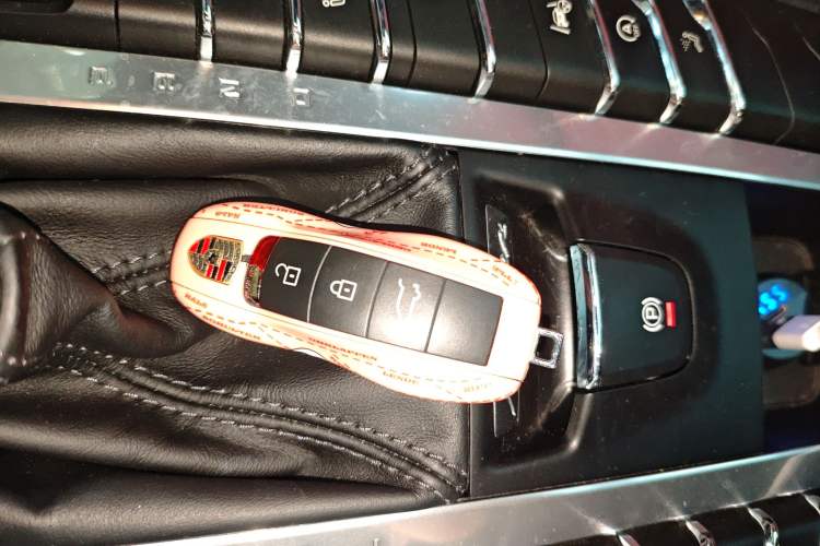 Used Porsche Macan 2018 Macan 2.0T