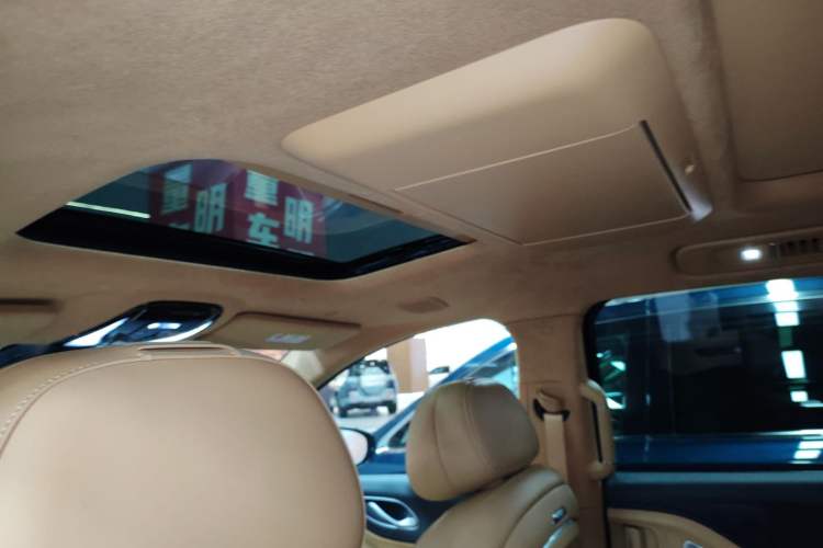 Used VOYAH Dream 2025 PHEV Four-Wheel-Drive Flagship Kunpeng Edition