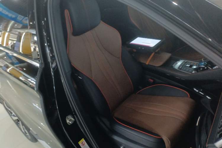 Used BYD Song PLUS New Energy 2021 DM-i 100KM Four-Wheel Drive Flagship PLUS