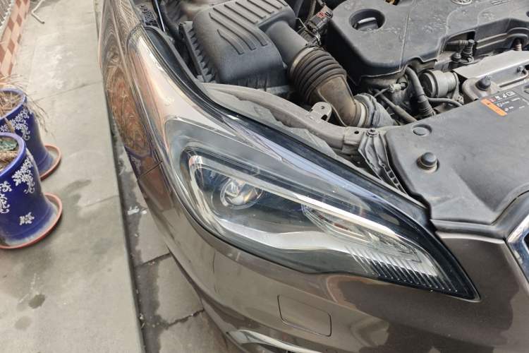 Used Buick Envision 2017 20T Two-Wheel Drive Luxury Model
