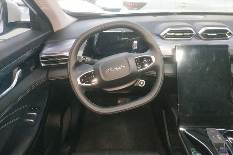 Used Dongfeng Aeolus Mage 2023 DH-i 1.5T Luxury Edition