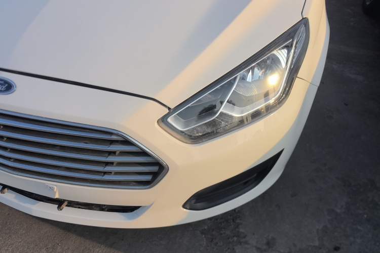 Used Ford Escort 2017 Revised Version 1.5L Manual Comfort Edition
