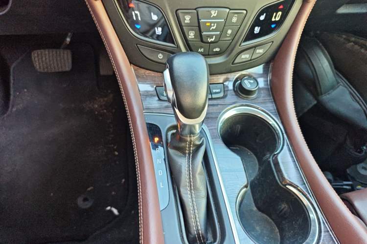 Used Buick Envision 2016 28T Four-Wheel Drive Luxury Model
