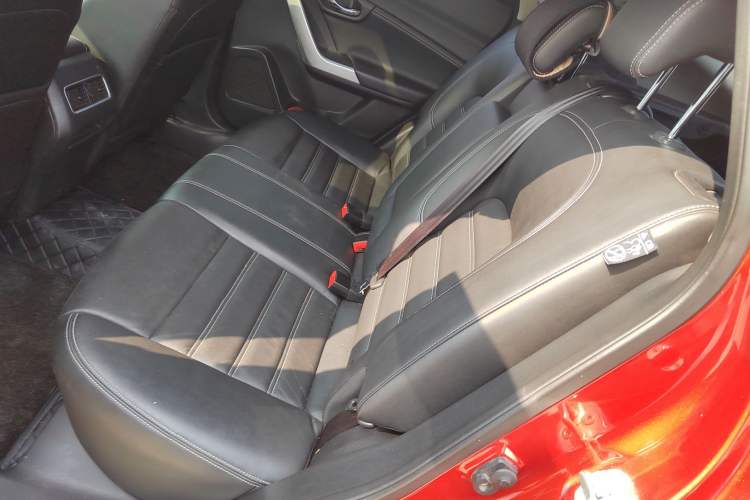 Used Venucia T90 2017 2.0L CVT Smart Edition
