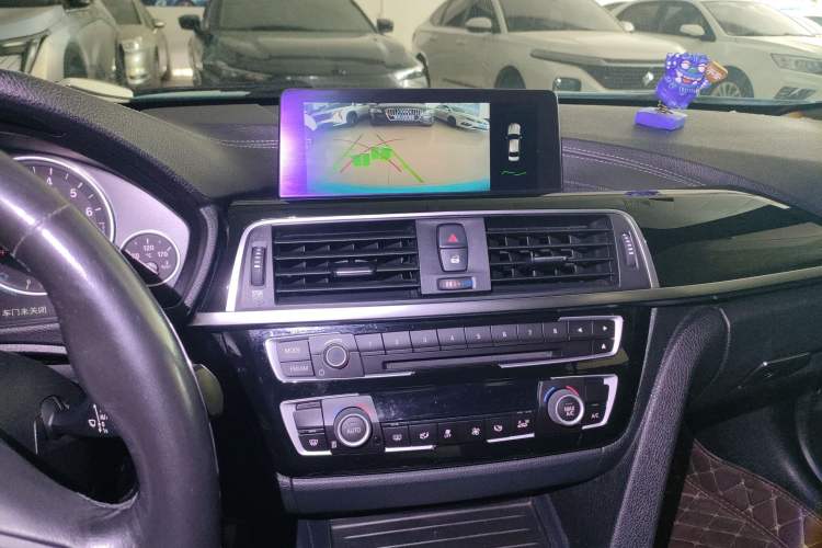 Used BMW 3 Series 2019 320Li Fashion Model
