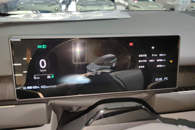 Used Nio ES8 2024 75 kWh