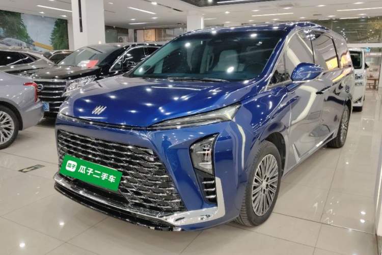 Used Buick GL8 New Energy 2024 Lu Zun Luxury Edition 6-Seater
