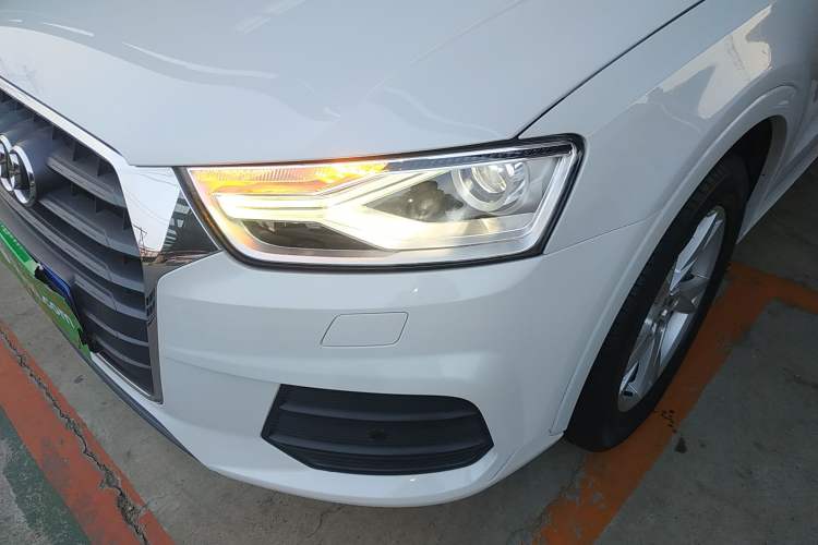 Used Audi Q3 2017 35 TFSI Fashion Model
