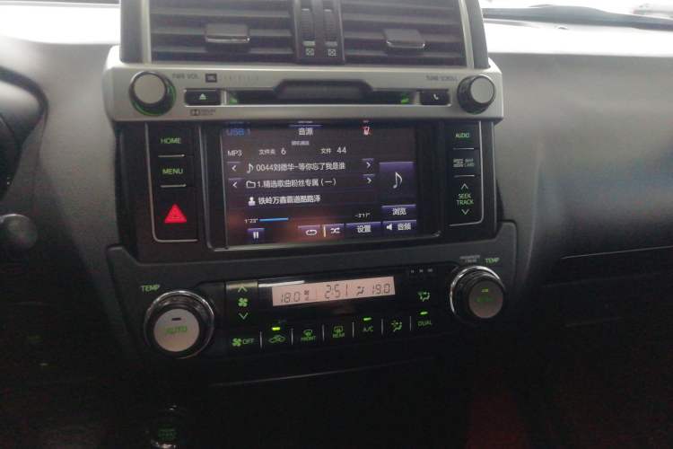 Used Toyota Prado 2016 2.7L Automatic Luxury Edition
