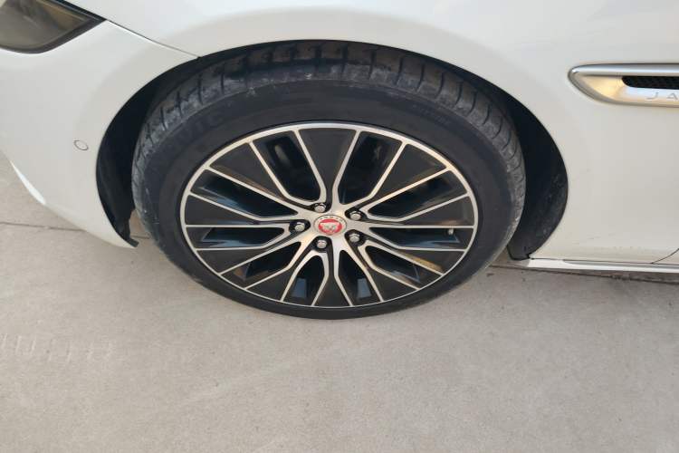 Used Jaguar XEL 2020 2.0T 200 PS S Advanced Elegance Edition
