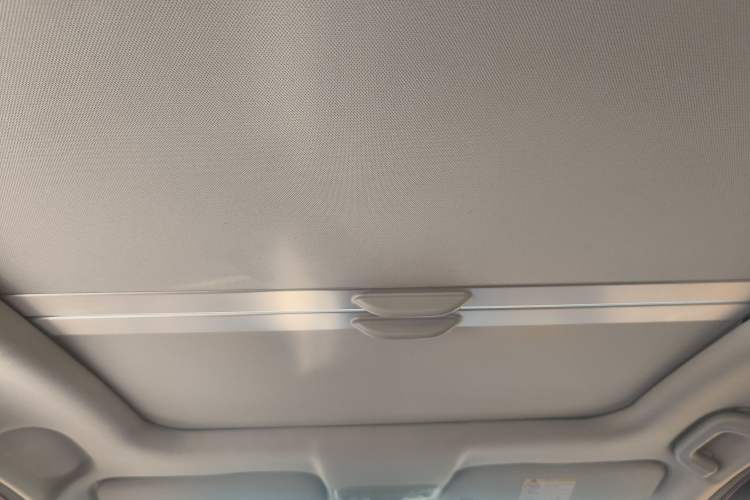 Used Geely Auto Vision X1 2017 1.3L Automatic Player Edition
