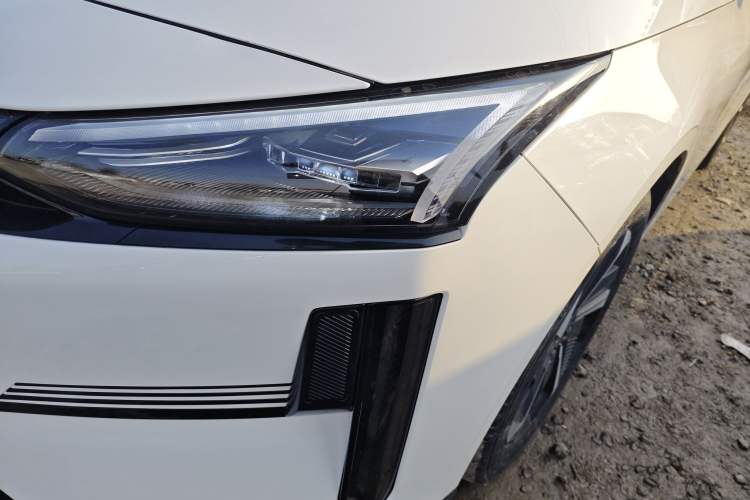 Used  L6 2023 60km PLUS