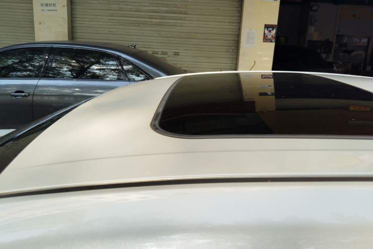 Used Toyota Avalon 2019 2.0L Ambition Edition China VI