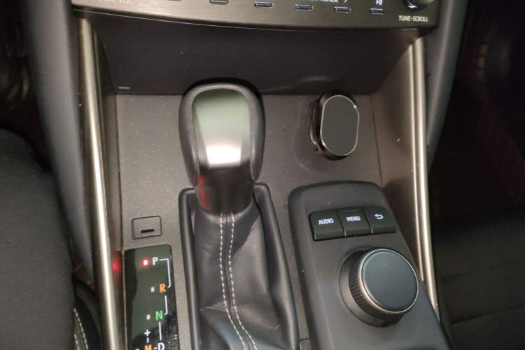 Used Lexus IS 2017 300 Leading Edition