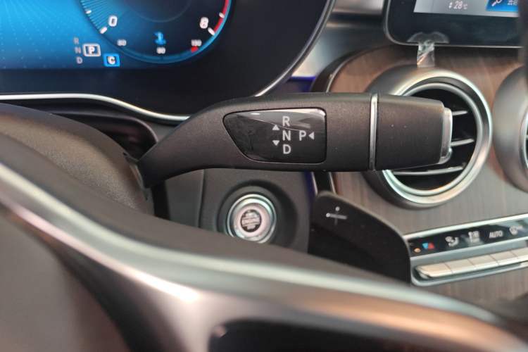 Used Mercedes-Benz GLC 2021 GLC 300 L 4MATIC Dynamic Model