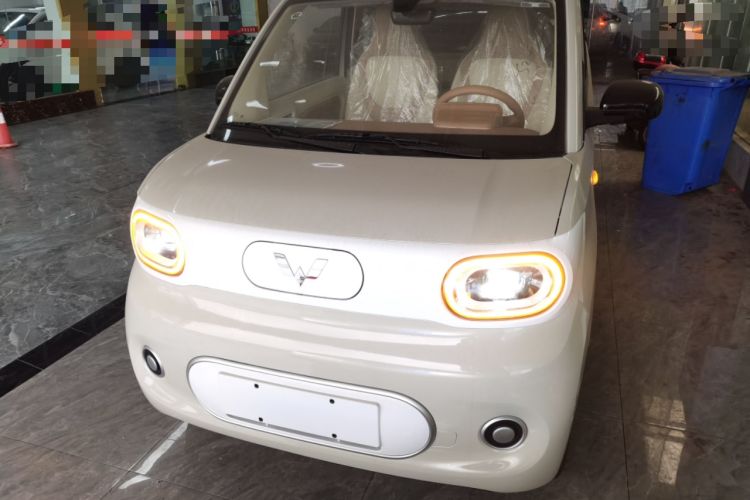 Used Wuling Hongguang MINIEV 2024 3rd Generation 215km Youth Edition