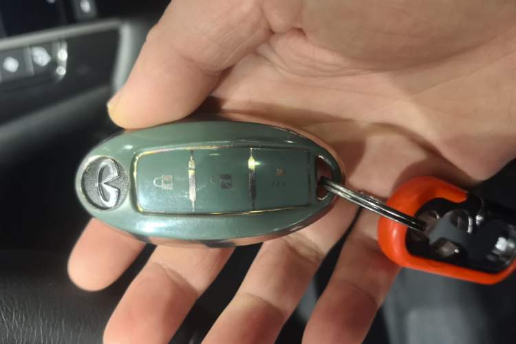 Used Infiniti Q50L 2016 2.0T Comfort Edition
