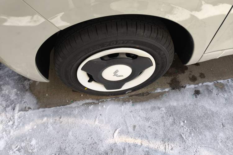 Used Wuling Hongguang MINIEV 2024 3rd Generation 215km Youth Edition
