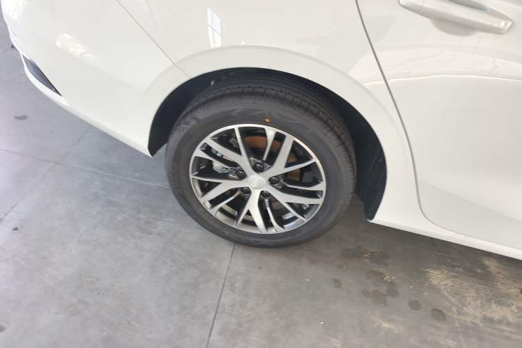 Used Geely Auto Emgrand 2025 4th Generation 1.5L CVT Starry Edition
