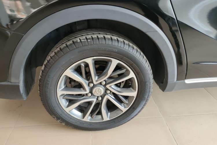 Used Baojun 730 2019 1.5T CVT Fashion Model 7 Seats China V Emission Standard
