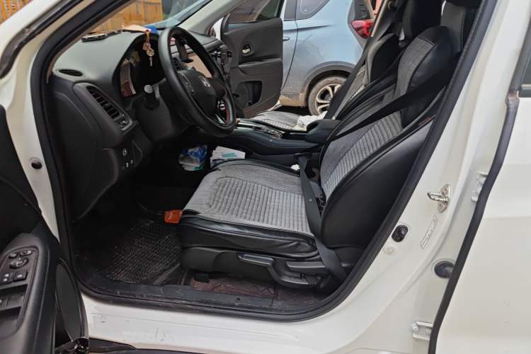 Used Honda Vezel 2020 220 TURBO CVT Luxury Edition
