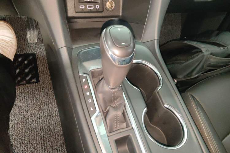 Used Chevrolet Equinox 2019 535T Automatic YuJie Edition China VI