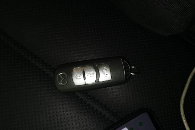 Used Mazda Atenza 2017 2.5L Blue Sky Prestige Edition
