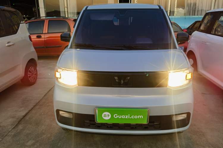 Used Wuling Hongguang MINIEV 2022 Macaron Premium Model – Lithium Iron Phosphate