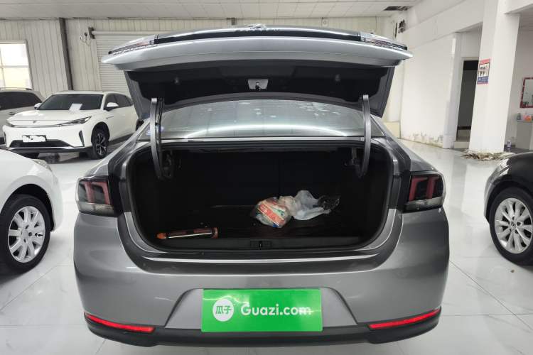 Used Peugeot 308 2016 1.6L Manual Fashion Edition