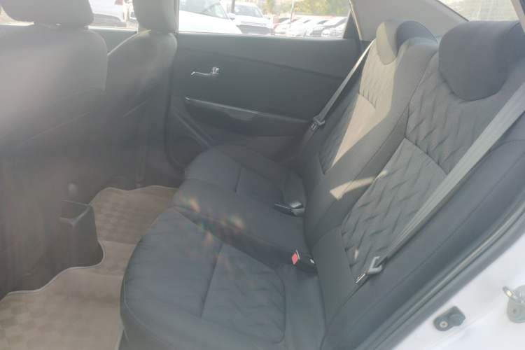 Used Kia K2 2012 Sedan 1.4L Automatic GLS Commemorative Edition