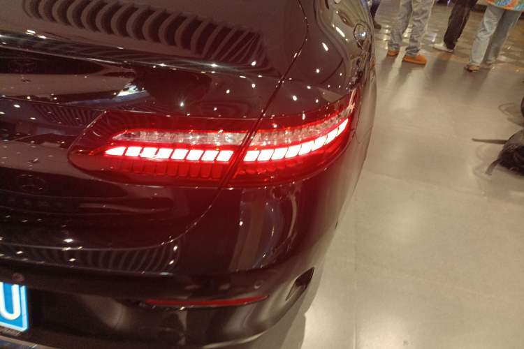 Used Mercedes-Benz E-Class 2023 E 260 Coupe