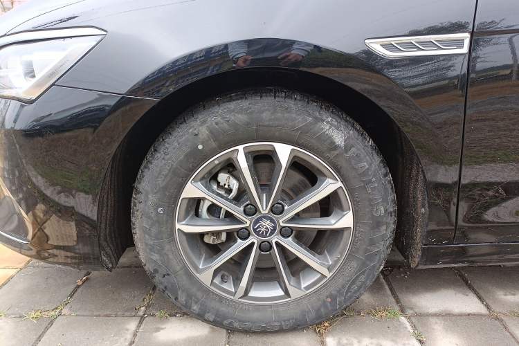 Used BYD Qin PLUS 2023 Champion Edition DM-i 55KM Leading Model
