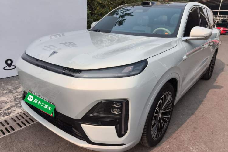 Used  S09 2025 Rear-Drive Ultra+
