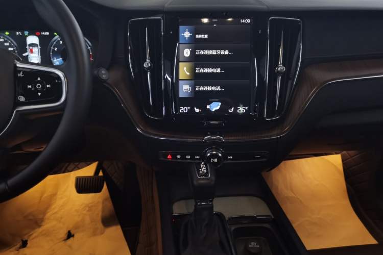 Used Volvo XC60 2020 T5 4x4 Smart Luxury Edition