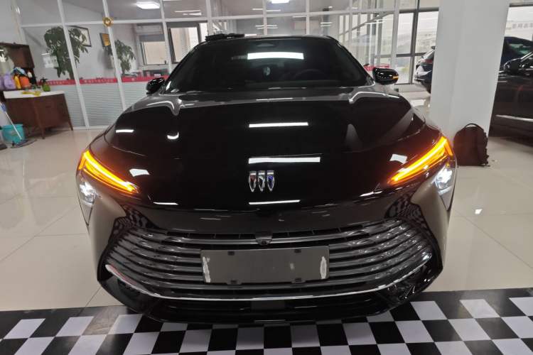 Used Buick LaCrosse 2023 28T Prestige Edition
