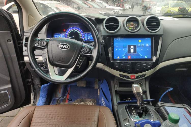 Used BYD S7 2015 2.0T Upgraded Automatic Luxury Version
