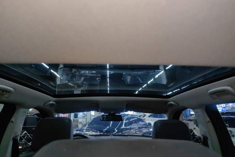 Used Land Rover Discovery Sport 2019 240 PS HSE Version China VI Standard