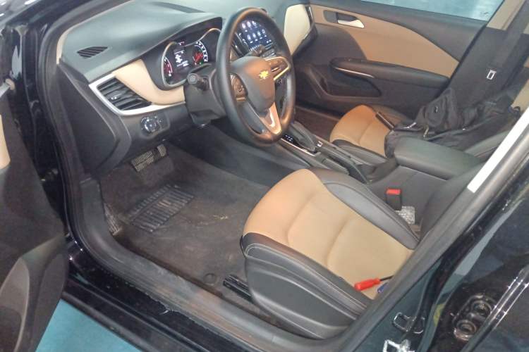 Used Chevrolet Monza 2022 320 Automatic Enjoyment Sunroof Version
