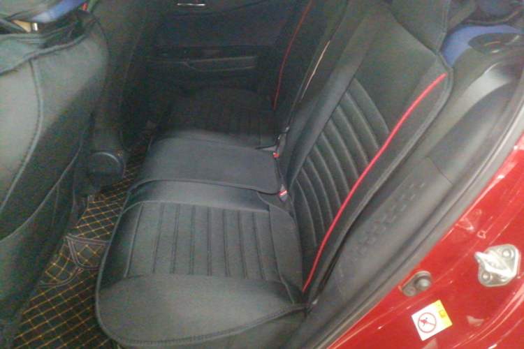 Used Toyota C-HR 2018 2.0L Leading with Sunroof China V Standard
