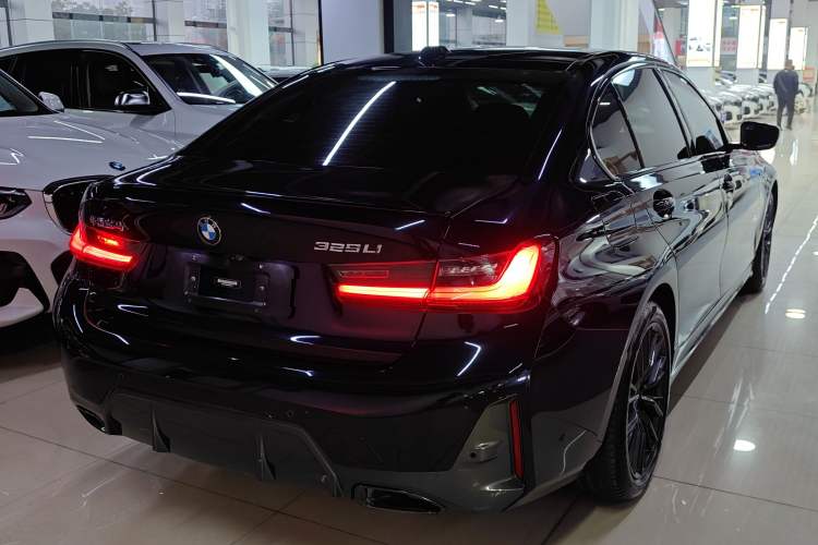 Used BMW 3 Series 2023 325Li M Sport Night Edition Package
