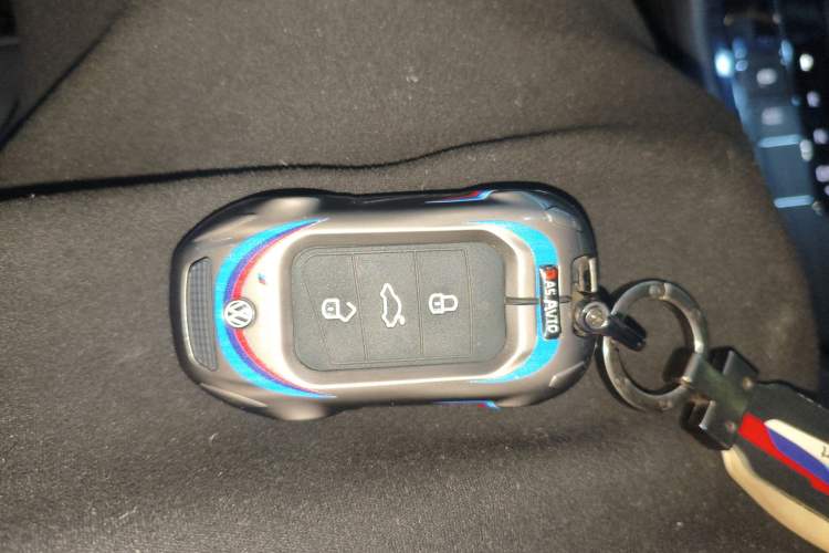 Used Volkswagen Tiguan L 2021 330TSI Automatic Two-Wheel Drive R-Line Enhanced Edition