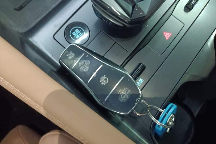 Used BYD Song L EV 2025 Intelligent Driving Version 662 km LiDAR Excellence Edition