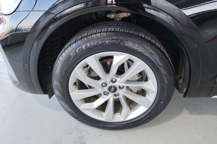 Used Audi Q5L 2022 40T Luxury Dynamic Model
