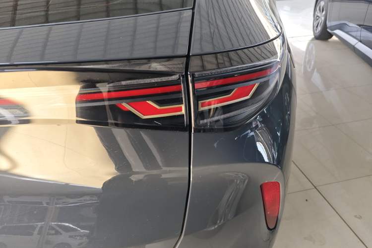 Used Volkswagen ID.UNYX 2024 Pro Long-Range Version
