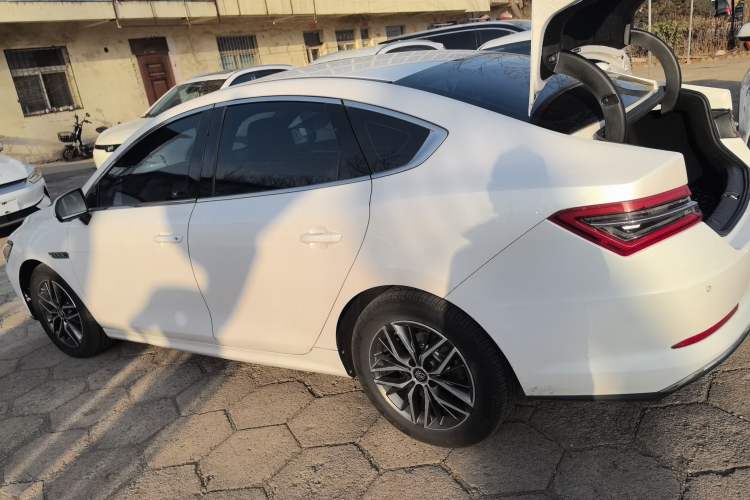 Used BYD Qin Pro New Energy 2019 EV Super Edition High-Power Long-Range Smart-Connected Cutting-Edge Model