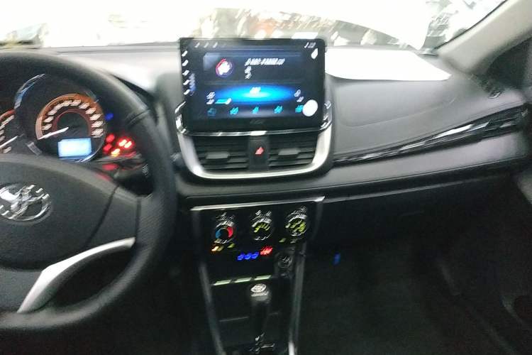 Used Toyota YARiS L 2021 X-Trail 1.5L CVT Leading Edition
