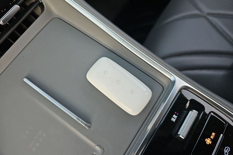 Used  L6 2025 EM-i 140km Starship Edition