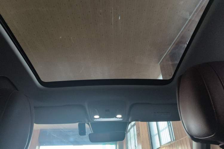 Used Hongqi HS5 2022 Revised Version 2.0T Smart Connect Flagship Edition