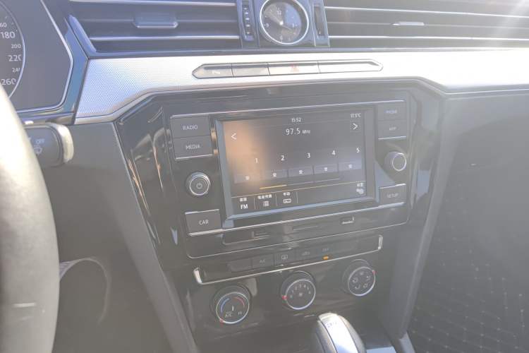 Used Volkswagen Magotan 2018 330TSI DSG Advanced Model
